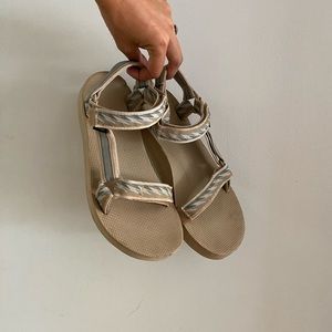 TEVA MIDFORM SANDALS
